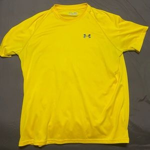 Under Armor Tshirt